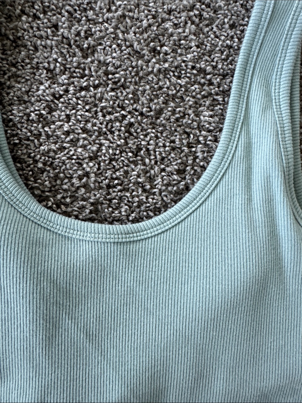 Abercrombie & Fitch Bra-free tank - Picture 2 of 2